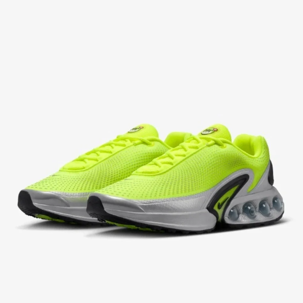 Nike Men's Size 10 Air Max DN Volt Black Glow Sneakers DV3337-700 NEW